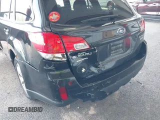 2010 Subaru Outback Premium All-Weather Anniversary z VIN 4S4BRBCC1A3366965, wystawiony jako IAAI lot #42116486 z przebiegiem 202 398 mil mil oraz . Historia ofert i sprzedaży dostępna na DreamBid. Obrazek 6.