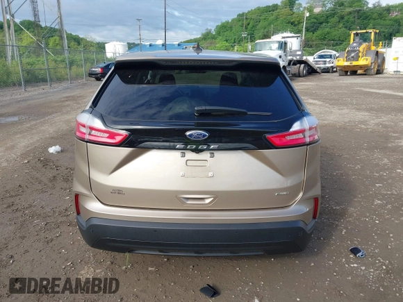 2021 Ford Edge SE with VIN 2FMPK4G90MBA19667, listed as a IAAI auction lot 42215758 with 27,496 mi miles and . Bid and sale history available at DreamBid. Image 16.