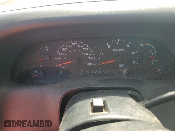 2003 Ford F-250 XL z VIN 1FTNX21L63EA45070, wystawiony jako Copart lot #62015555 z przebiegiem Nie podano mil oraz Czysty tytuł • Clean title. Historia ofert i sprzedaży dostępna na DreamBid. Obrazek 9.