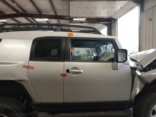 2007 Toyota FJ Cruiser with VIN JTEBU11F970056921, listed as a IAAI auction lot 40994495 with 1 mi miles. Bid and sale history available at carsss.com. Image 13.