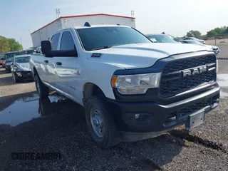 2022 Ram 2500 Tradesman z VIN 3C6UR5HL8NG202498, wystawiony jako IAAI lot #42458297 z przebiegiem 137 115 mil mil oraz . Historia ofert i sprzedaży dostępna na DreamBid. Obrazek 1.
