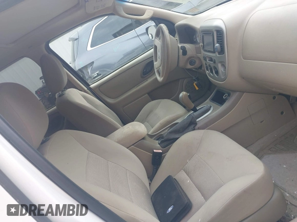 2006 Ford Escape XLT with VIN 1FMCU93186KD02820, listed as a IAAI auction lot 42434306 with 204,152 mi miles and . Bid and sale history available at DreamBid. Image 5.