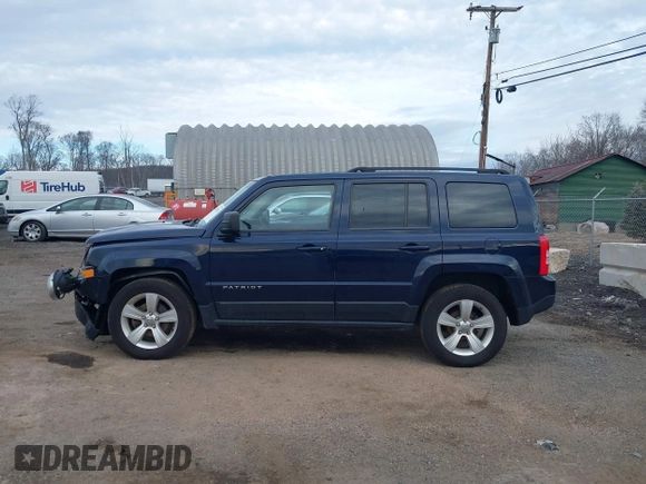 2013 Jeep Patriot Sport with VIN 1C4NJRBB5DD237216, listed as a IAAI auction lot 41628024 with 49,571 mi miles and . Bid and sale history available at carsss.com. Image 15.
