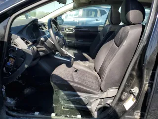 2018 Nissan Sentra SR z VIN 3N1AB7AP0JY287787, wystawiony jako Copart lot #58650845 z przebiegiem 256 639 mil mil oraz Szkoda całkowita • Salvage title. Historia ofert i sprzedaży dostępna na DreamBid. Obrazek 7.