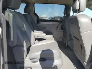 2011 Volkswagen Routan SE with VIN 2V4RW3DG5BR739944, listed as a Copart auction lot 56787495 with 84,932 mi miles and Salvage title. Bid and sale history available at DreamBid. Image 11.