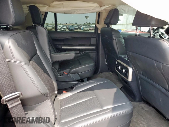 2024 Ford Expedition XLT with VIN 1FMJU1H88REA95895, listed as a Copart auction lot 58021865 with 4,403 mi miles and Salvage title. Bid and sale history available at DreamBid. Image 11.