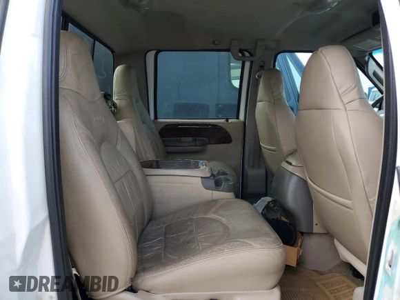 2008 Ford F-350 with VIN 1FTWW32R48EA48444, listed as a Copart auction lot 86872284 with 157,883 mi miles and Clean title. Bid and sale history available at DreamBid. Image 11.