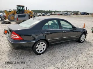2005 Mercedes-Benz C 240 с VIN WDBRF61JX5A784252, выставлен на аукционе Copart как лот 56888685 с пробегом 27 003 миль миль и Чистый • Clean title. История ставок и продаж доступна на DreamBid. Изображение 3.