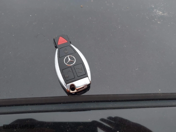 2015 Mercedes-Benz C-Class C 300 with VIN 55SWF4JB9FU056365, listed as a IAAI auction lot 41549063 with 119,106 mi miles. Bid and sale history available at carsss.com. Image 11.