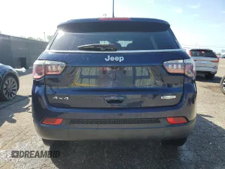 2020 Jeep Compass Latitude z VIN 3C4NJDBB2LT164611, wystawiony jako Copart lot #62141145 z przebiegiem 95 095 mil mil oraz Czysty tytuł • Clean title. Historia ofert i sprzedaży dostępna na DreamBid. Obrazek 6.