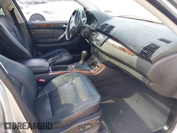 2006 BMW X5 3.0i with VIN 5UXFA13596LY41387, listed as a IAAI auction lot 42039140 with 169,696 mi miles. Bid and sale history available at carsss.com. Image 5.