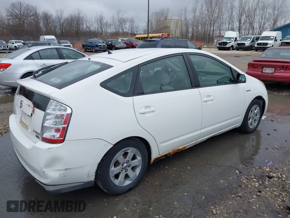 2008 Toyota Prius with VIN JTDKB20U983431304, listed as a IAAI auction lot 42011832 with Not Provided miles. Bid and sale history available at carsss.com. Image 4.