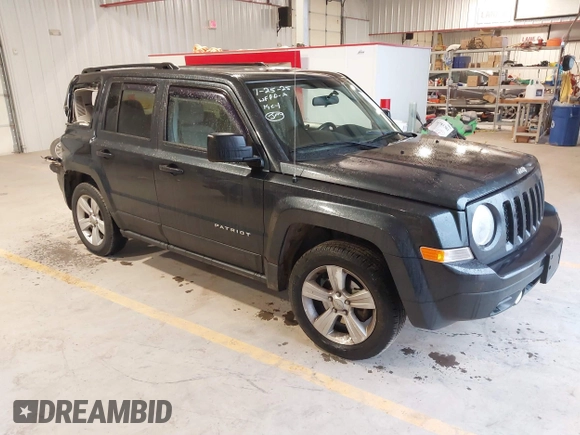 2014 Jeep Patriot Latitude with VIN 1C4NJPFA0ED633657, listed as a IAAI auction lot 41447982 with 104,664 mi miles and . Bid and sale history available at carsss.com. Image 1.