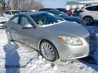 2011 Buick Regal CXL RL3 with VIN W04GR5EC5B1014102, listed as a IAAI auction lot 41318888 with 78,177 mi miles. Bid and sale history available at carsss.com. Image 1.