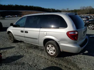2003 Dodge Caravan SE with VIN 1D4GP243X3B196521, listed as a Copart auction lot 43791845 with Not Provided miles and Salvage Title. Bid and sale history available at carsss.com. Image 2.