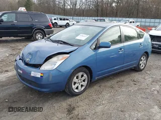 2005 Toyota Prius with VIN JTDKB20U257041858, listed as a IAAI auction lot 41582317 with 181,472 mi miles. Bid and sale history available at carsss.com. Image 2.