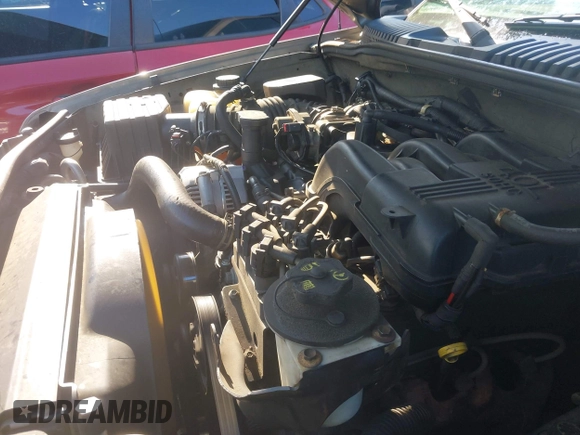 2004 Ford Explorer XLT with VIN 1FMZU73K24UC11292, listed as a IAAI auction lot 42237085 with 215,974 mi miles and . Bid and sale history available at DreamBid. Image 10.