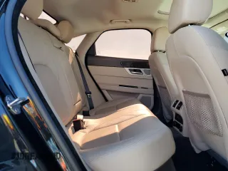 2018 Jaguar XF 25t Prestige with VIN SAJBE4FX9JCY64763, listed as a Copart auction lot 86058104 with 76,900 mi miles and Salvage Title. Bid and sale history available at carsss.com. Image 10.