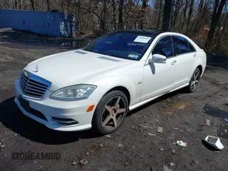 2012 Mercedes-Benz S 550 with VIN WDDNG9EB9CA463453, listed as a IAAI auction lot 41980960 with 84,579 mi miles and . Bid and sale history available at DreamBid. Image 17.