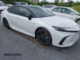 2025 Toyota Camry LE with VIN 4T1DAACK3SU013902, listed as a IAAI auction lot 41575520 with 12,299 mi miles. Bid and sale history available at carsss.com. Image 1.