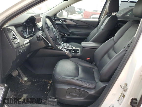 2021 Mazda CX-9 Touring with VIN JM3TCBCY4M0524573, listed as a Copart auction lot 60961165 with 58,408 mi miles and Salvage title. Bid and sale history available at DreamBid. Image 7.
