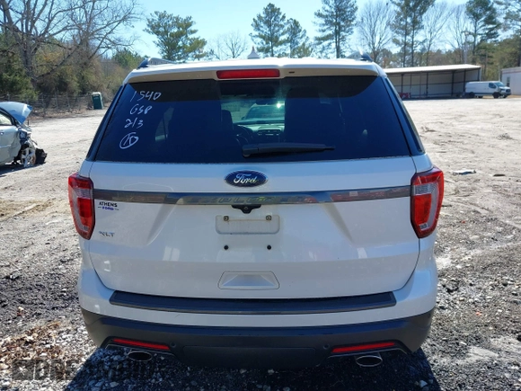 2018 Ford Explorer XLT z VIN 1FM5K7D86JGC51540, wystawiony jako IAAI lot #41572752 z przebiegiem 118 414 mil mil oraz . Historia ofert i sprzedaży dostępna na DreamBid. Obrazek 16.