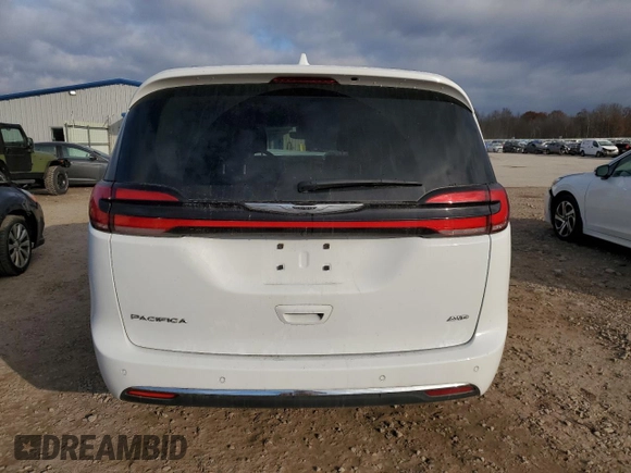 2022 Chrysler Pacifica Touring L z VIN 2C4RC3BG6NR138097, wystawiony jako Copart lot #79649164 z przebiegiem 32 548 mil mil oraz Szkody całkowita. Historia ofert i sprzedaży dostępna na DreamBid. Obrazek 6.