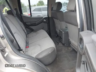 2005 Nissan Xterra SE z VIN 5N1AN08U35C651766, wystawiony jako IAAI lot #42331241 z przebiegiem Nie podano mil oraz . Historia ofert i sprzedaży dostępna na DreamBid. Obrazek 8.