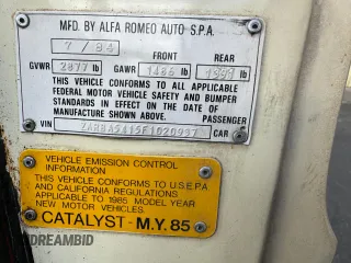 1985 Alfa Romeo Spider Veloce z VIN ZARBA5415F1020937, wystawiony jako Copart lot #63728494 z przebiegiem 115 547 mil mil oraz Tytuł czysty. Historia ofert i sprzedaży dostępna na DreamBid. Obrazek 10.