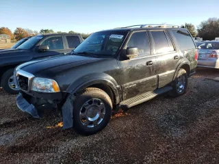 2005 Lincoln Navigator Luxury with VIN 5LMFU275X5LJ23976, listed as a Copart auction lot 81072744 with 156,541 mi miles and Salvage Title. Bid and sale history available at carsss.com. Image 1.