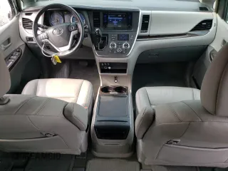 2017 Toyota Sienna XLE with VIN 5TDDZ3DC0HS169103, listed as a Copart auction lot 63275325 with 311,578 mi miles and Salvage title. Bid and sale history available at DreamBid. Image 8.