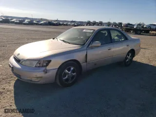 1998 Lexus ES 300 Luxury Sport Sdn with VIN JT8BF28G5W0127581, listed as a Copart auction lot 79953124 with 288,803 mi miles and Salvage Title. Bid and sale history available at carsss.com. Image 1.