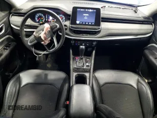 2022 Jeep Compass Latitude with VIN 3C4NJDBB1NT128394, listed as a Copart auction lot 61825165 with Not provided miles and Clean title. Bid and sale history available at DreamBid. Image 8.