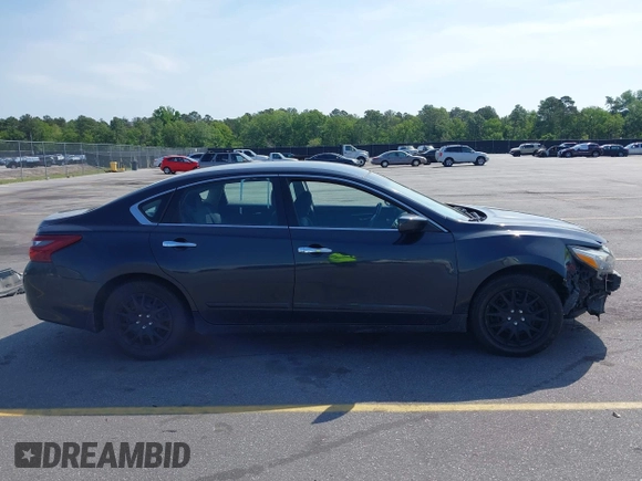 2018 Nissan Altima SR with VIN 1N4AL3AP8JC224924, listed as a IAAI auction lot 42145463 with 124,748 mi miles and . Bid and sale history available at carsss.com. Image 14.