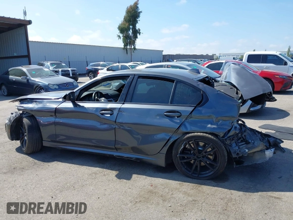2021 BMW 3 Series 330i с VIN 3MW5R1J03M8B96458, выставлен на аукционе IAAI как лот 42355921 с пробегом Не указан миль и . История ставок и продаж доступна на DreamBid. Изображение 15.