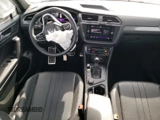 2022 Volkswagen Tiguan SE R-Line Black with VIN 3VV8B7AX1NM103449, listed as a Copart auction lot 47596495 with 29,628 mi miles and Salvage Title. Bid and sale history available at DreamBid. Image 8.