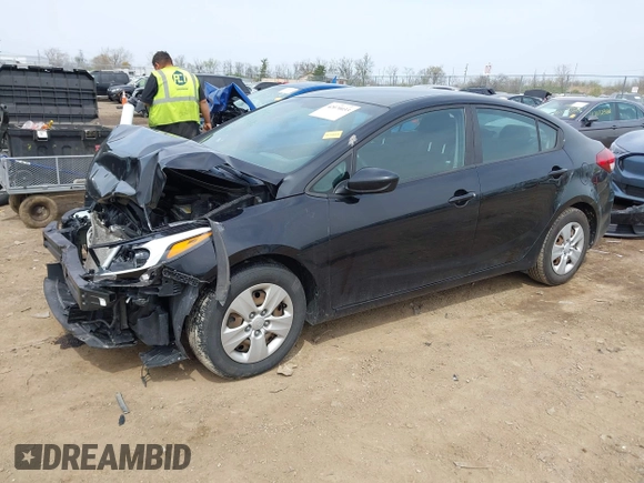 2018 Kia Forte LX with VIN 3KPFK4A77JE189410, listed as a IAAI auction lot 42070033 with 97,698 mi miles. Bid and sale history available at carsss.com. Image 2.