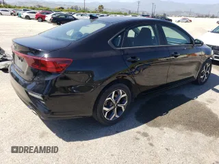 2021 Kia Forte LXS z VIN 3KPF24AD8ME306390, wystawiony jako Copart lot #56256895 z przebiegiem 78 456 mil mil oraz Szkoda całkowita • Salvage title. Historia ofert i sprzedaży dostępna na DreamBid. Obrazek 3.