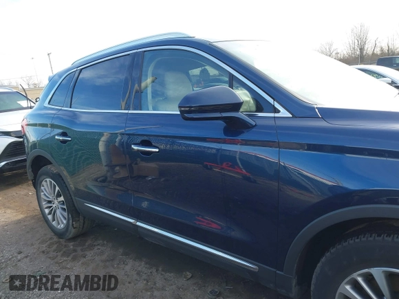 2017 Lincoln MKX Select with VIN 2LMPJ8KR9HBL25391, listed as a IAAI auction lot 41501001 with 101,696 mi miles. Bid and sale history available at carsss.com. Image 13.