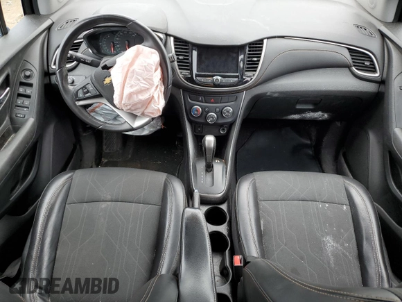 2020 Chevrolet Trax LT z VIN 3GNCJLSB2LL182244, wystawiony jako Copart lot #61003535 z przebiegiem 65 270 mil mil oraz Nie do naprawy • Non repairable. Historia ofert i sprzedaży dostępna na DreamBid. Obrazek 8.
