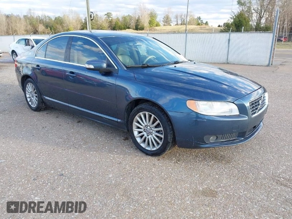 2008 Volvo S80 3.2L with VIN YV1AS982081072485, listed as a IAAI auction lot 41687898 with 1 mi miles. Bid and sale history available at carsss.com. Image 1.