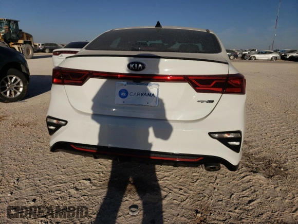 2020 Kia Forte GT-Line with VIN 3KPF34AD5LE217002, listed as a Copart auction lot 78251114 with 39,141 mi miles and Salvage Title. Bid and sale history available at DreamBid. Image 6.