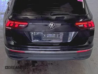 2024 Volkswagen Tiguan SE with VIN 3VV3B7AX6RM075535, listed as a IAAI auction lot 42845052 with 20,867 mi miles and . Bid and sale history available at DreamBid. Image 8.