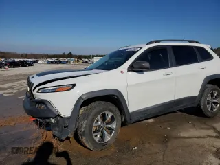 2016 Jeep Cherokee Trailhawk with VIN 1C4PJMBS3GW176436, listed as a Copart auction lot 88578635 with 153,732 mi miles and Salvage Title. Bid and sale history available at carsss.com. Image 1.