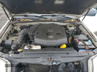 2004 Toyota 4Runner SR5 z VIN JTEBU14R540053094, wystawiony jako Copart lot #61054285 z przebiegiem 272 910 mil mil oraz Czysty tytuł • Clean title. Historia ofert i sprzedaży dostępna na DreamBid. Obrazek 12.