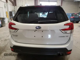 2024 Subaru Forester Premium z VIN JF2SKADC6RH511659, wystawiony jako Copart lot #55260975 z przebiegiem 10 445 mil mil oraz Szkoda całkowita • Salvage title. Historia ofert i sprzedaży dostępna na DreamBid. Obrazek 6.