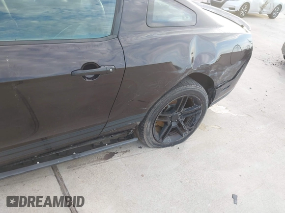 2012 Ford Mustang Premium with VIN 1ZVBP8AM5C5230822, listed as a IAAI auction lot 42647776 with 136,049 mi miles and . Bid and sale history available at DreamBid. Image 6.