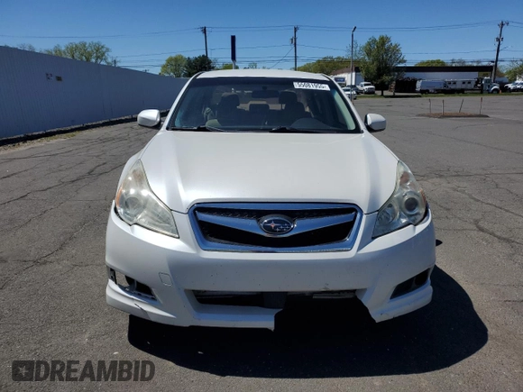 2010 Subaru Legacy Premium z VIN 4S3BMBB67A3236266, wystawiony jako Copart lot #55081955 z przebiegiem 220 405 mil mil oraz Szkoda całkowita • Salvage title. Historia ofert i sprzedaży dostępna na DreamBid. Obrazek 5.