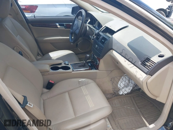2011 Mercedes-Benz C 300 Sport с VIN WDDGF5EB1BA509120, выставлен на аукционе IAAI как лот 42262895 с пробегом 166 136 миль миль и . История ставок и продаж доступна на DreamBid. Изображение 5.