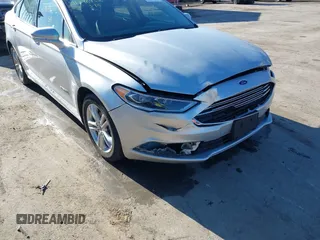 2018 Ford Fusion SE with VIN 3FA6P0LU1JR272522, listed as a IAAI auction lot 41796432 with 123,471 mi miles and . Bid and sale history available at DreamBid. Image 17.